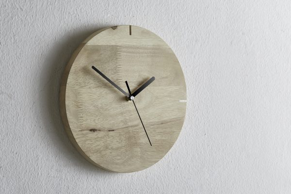 TimbeReality - Deep Furniture - Round Clock
